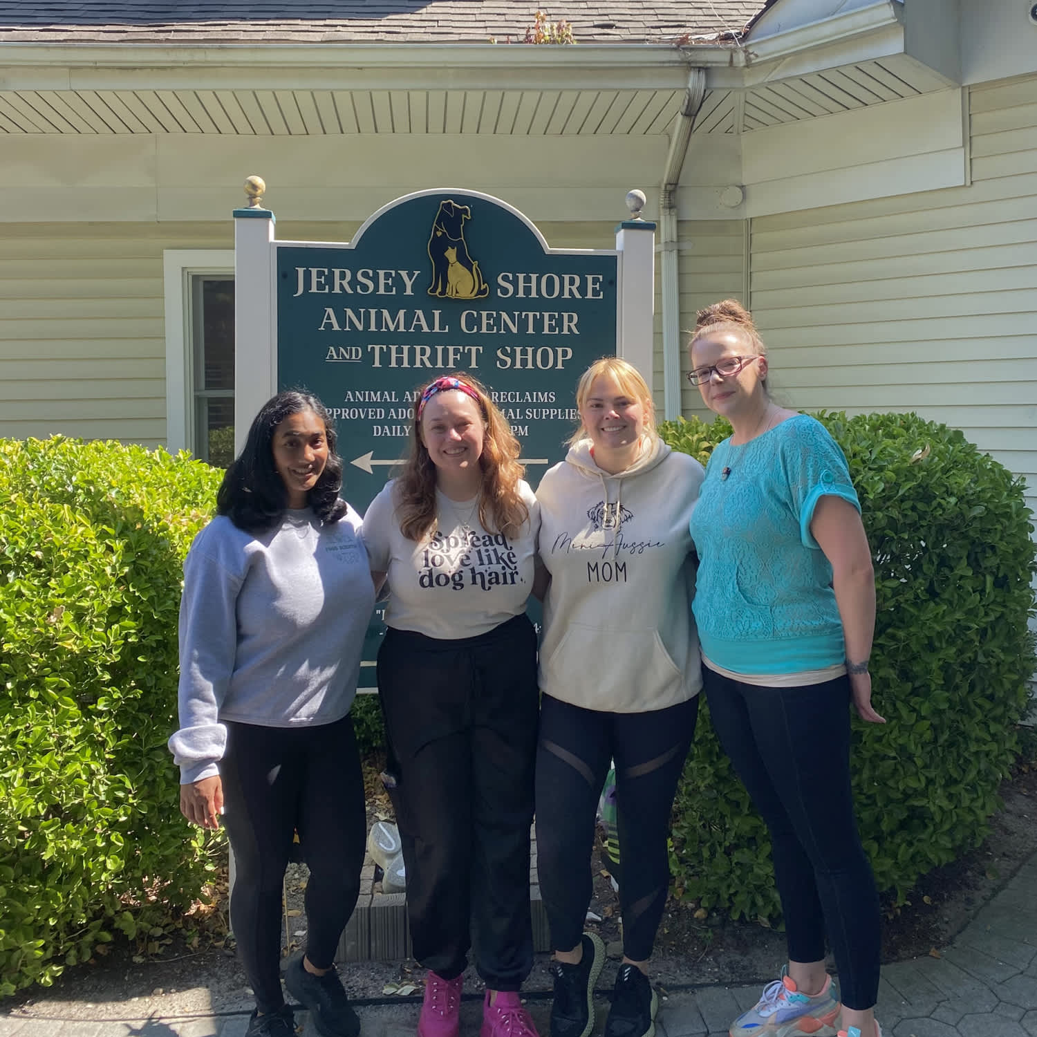 Spreading Love and Nutrition: The Dr. Harvey’s Team Visits the Jersey Shore Animal Center